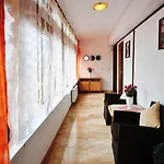 Dworek Familijny Bed and breakfast