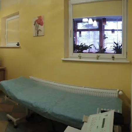 Dworek Familijny Отель типа 