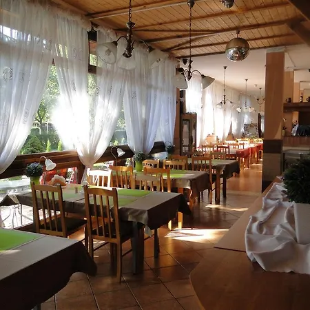 Dworek Familijny 3* Колобжег