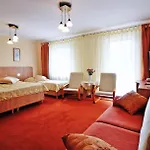 Dworek Familijny