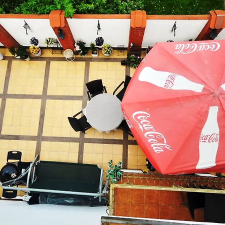 Dworek Familijny Couette-café Kołobrzeg