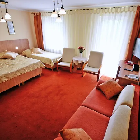 Dworek Familijny Couette-café Kołobrzeg