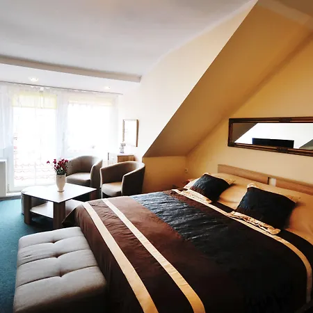 Bed & Breakfast Dworek Familijny