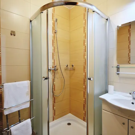 Couette-café Dworek Familijny 3*