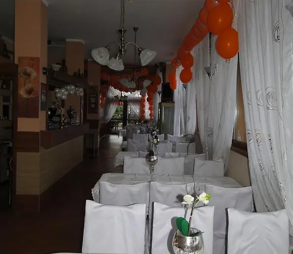 Bed & Breakfast Dworek Familijny Kolobřeh