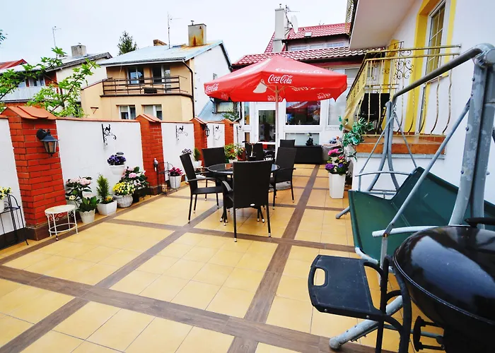 Dworek Familijny Bed & Breakfast Kolobřeh