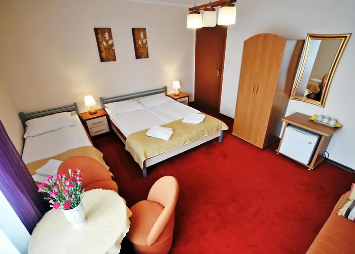 Dworek Familijny Bed & Breakfast Kolobřeh